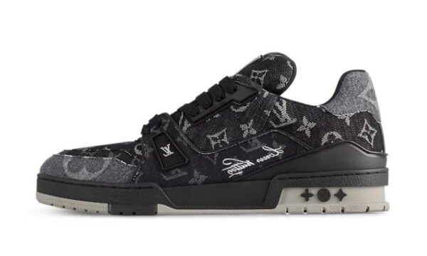 Black Carbon - Image 2