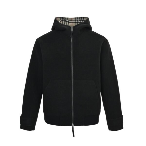 High Quality Burberry Jacket - Image 2