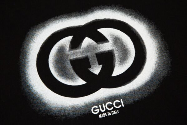 Gucci Spray Effect Interlocking G Logo Black Cotton Crew Neck T-Shirt - Image 5
