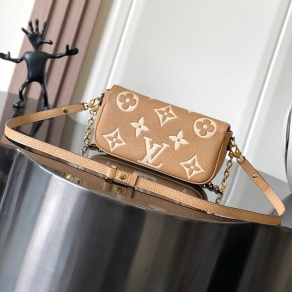 LV Wallet on Chain Ivy - Image 5