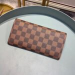 Louis Vuitton Emilie Wallet - Image 5