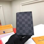 LV PASSPORT COVER - Image 3