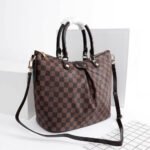 Louis Vuitton Siena MM - Image 4