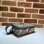 Disney x Gucci Donald Duck Cosmetic Case - Image 9