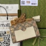 Padlock small berry shoulder bag - Image 4