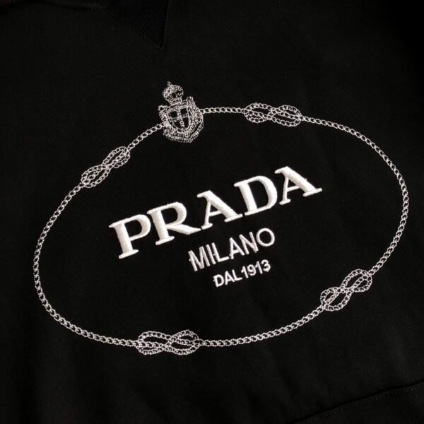 2025 Classic Embroidered Logo Hoodie – High-End Quality & Timeless Design - Image 5