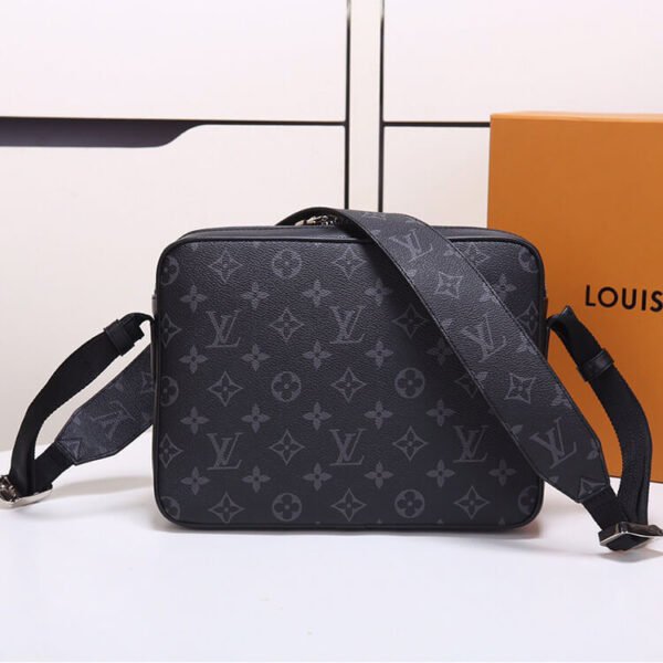 LV Outdoor Messenger - Image 4