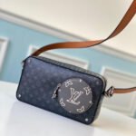 Louis Vuitton VOLGA ON STRAP - Image 3