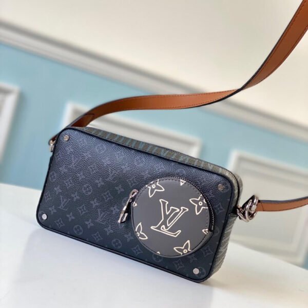 Louis Vuitton VOLGA ON STRAP - Image 3