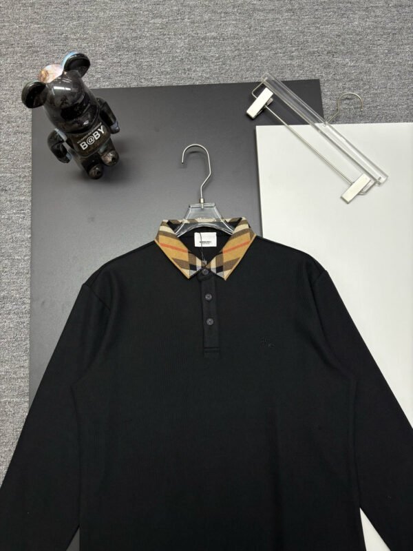 Best Burberry Hoodie - Image 3