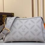 LV HAND IT ALL SMALL - Image 5