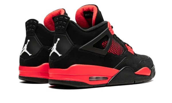 Red Thunder - Image 4