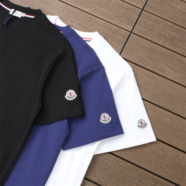Best Moncler t-shirt - Image 5