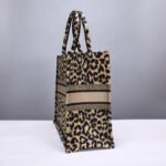 LARGE DIOR BOOK TOTE - Image 4