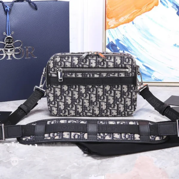 DIOR SAFARI MESSENGER BAG - Image 3