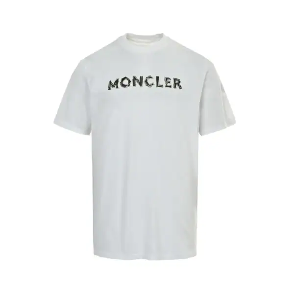 Best Moncler t-shirt - Image 2