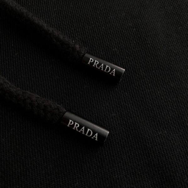 2025 Classic New Logo Patch Hoodie – High-End Quality & Timeless Design - Image 6