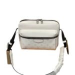 Top rated LV Bag - Image 7