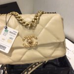 CHANEL 19 Small Flap Bag - Image 7
