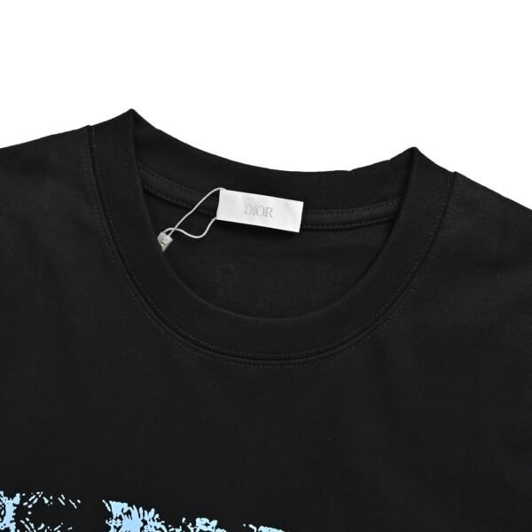 High Quality Dior T-shirt - Image 7
