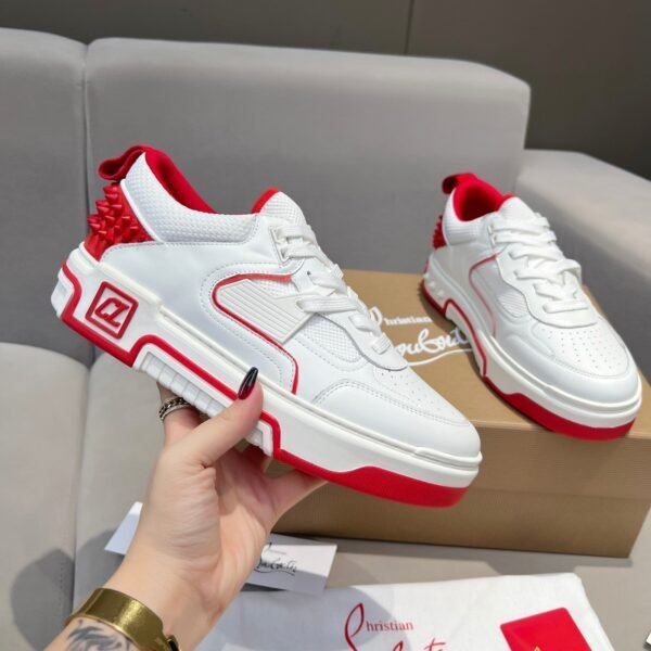White Red Tips - Image 6
