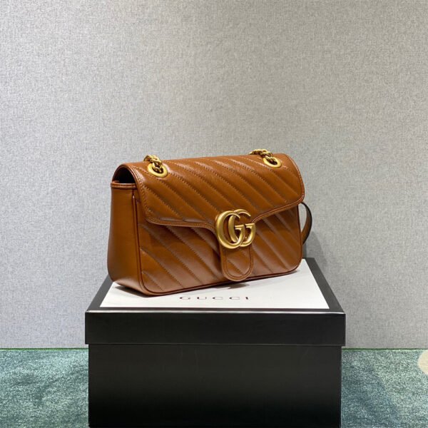 GG Marmont small matelasse shoulder bag - Image 4