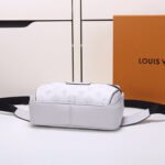 LV Outdoor Bumbag - Image 5