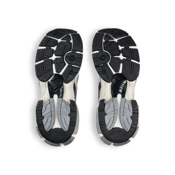 RUNNER - Image 6