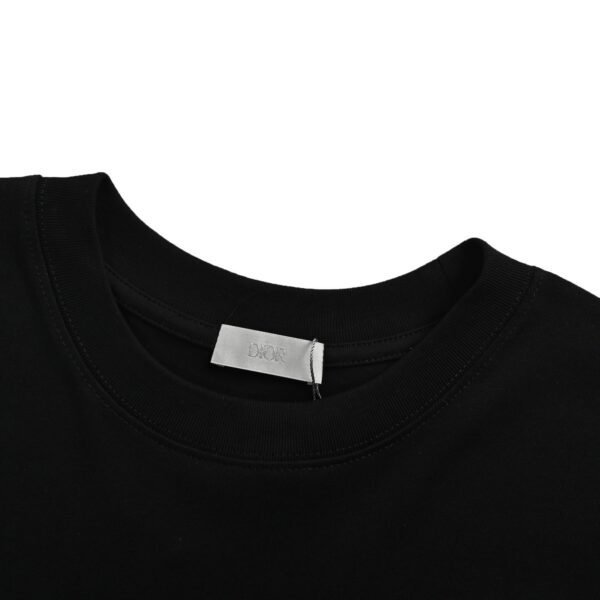 High Quality Dior T-shirt - Image 7