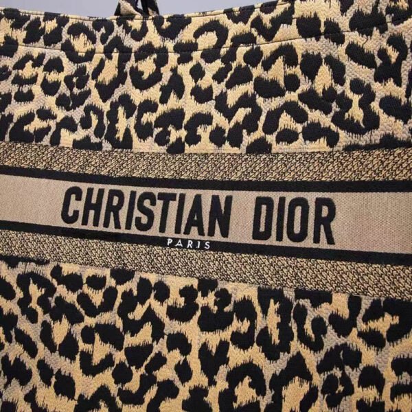 LARGE DIOR BOOK TOTE - Image 7