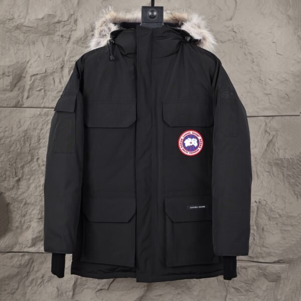 Canada Goose DownJacket - Image 2