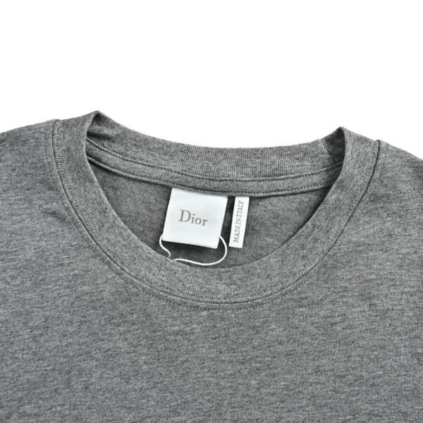 High Quality Dior T-shirt - Image 5