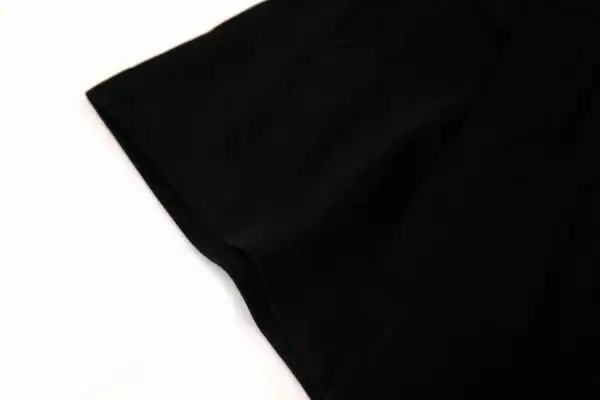 High Quality Dior T-shirt - Image 5
