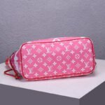 LV Escale Neverfull MM Tote - Image 6