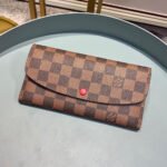 Louis Vuitton Emilie Wallet - Image 4