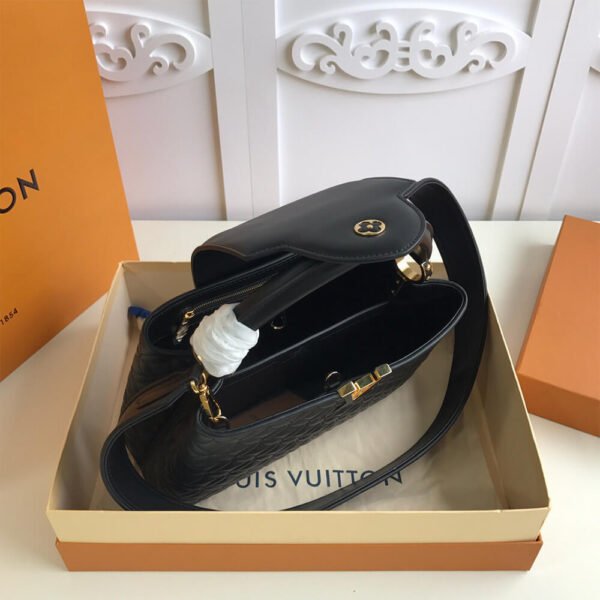 LV CAPUCINES MM BAG - Image 7