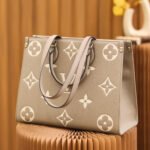 LV ONTHEGO MM - Image 6