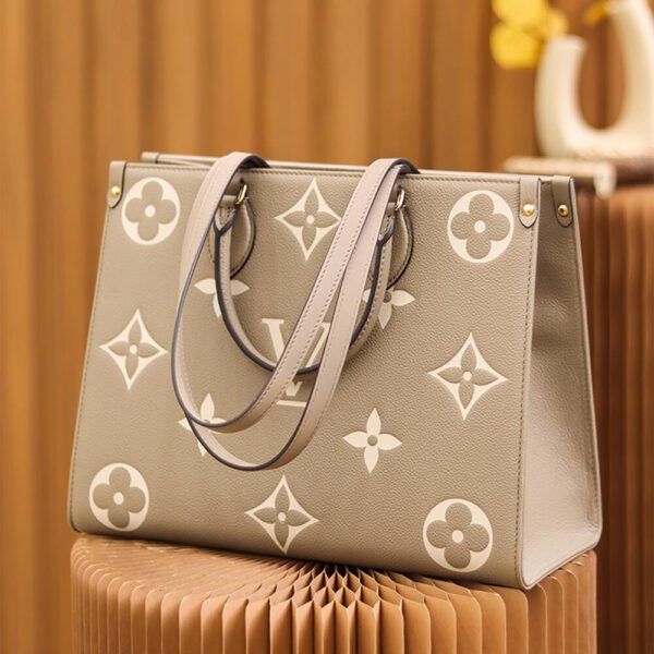 LV ONTHEGO MM - Image 6
