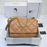 CHANEL 19 MAXI HANDBAG - Image 6
