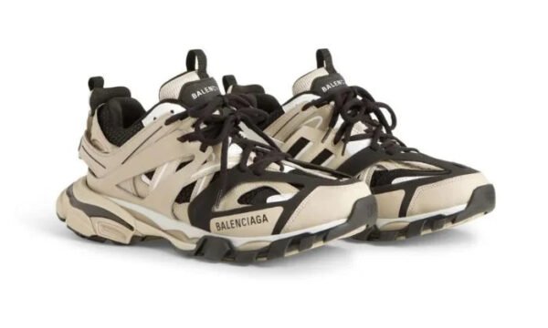 TRACK - Image 3