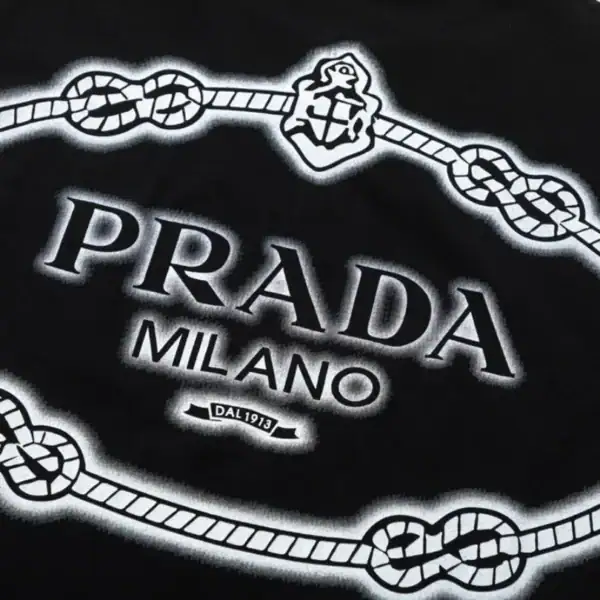Prada T-shirt - Image 5