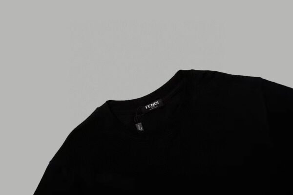 Top rated Fendi t-shirt - Image 5