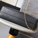 Chanel HOBO on 25 Fashion Show(HIGH-END GRADE) - Image 9