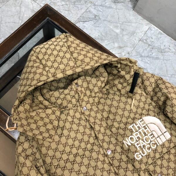 Gucci DownJacket - Image 3