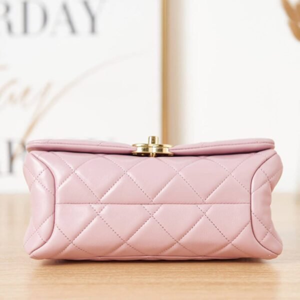 CHANEL FLAP - Image 7