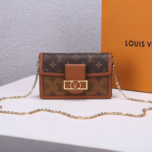 LV Dauphine Chain Wallet - Image 3