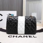 CHANEL CLASSIC HANDBAG - Image 8