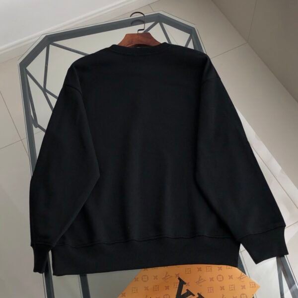 2025 Autumn/Winter New Classic Iron Logo Pocket Crewneck Sweatshirt – High-End Quality & Timeless Design - Image 3