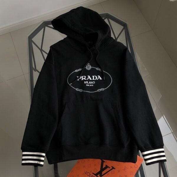 2025 Classic Embroidered Logo Hoodie – High-End Quality & Timeless Design - Image 2