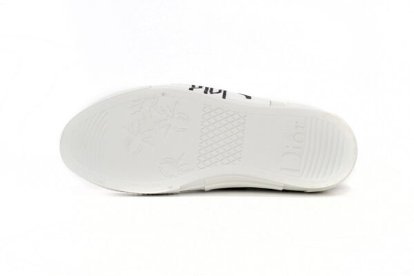 B23 - Image 6